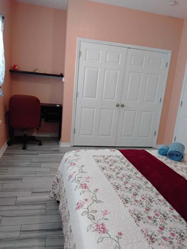 2500 Gladiolus St #B - Photo 7 of 17