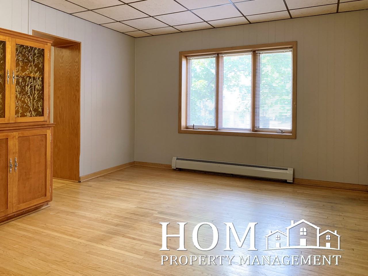 102 S 5th St #5 - Photo 3 of 12