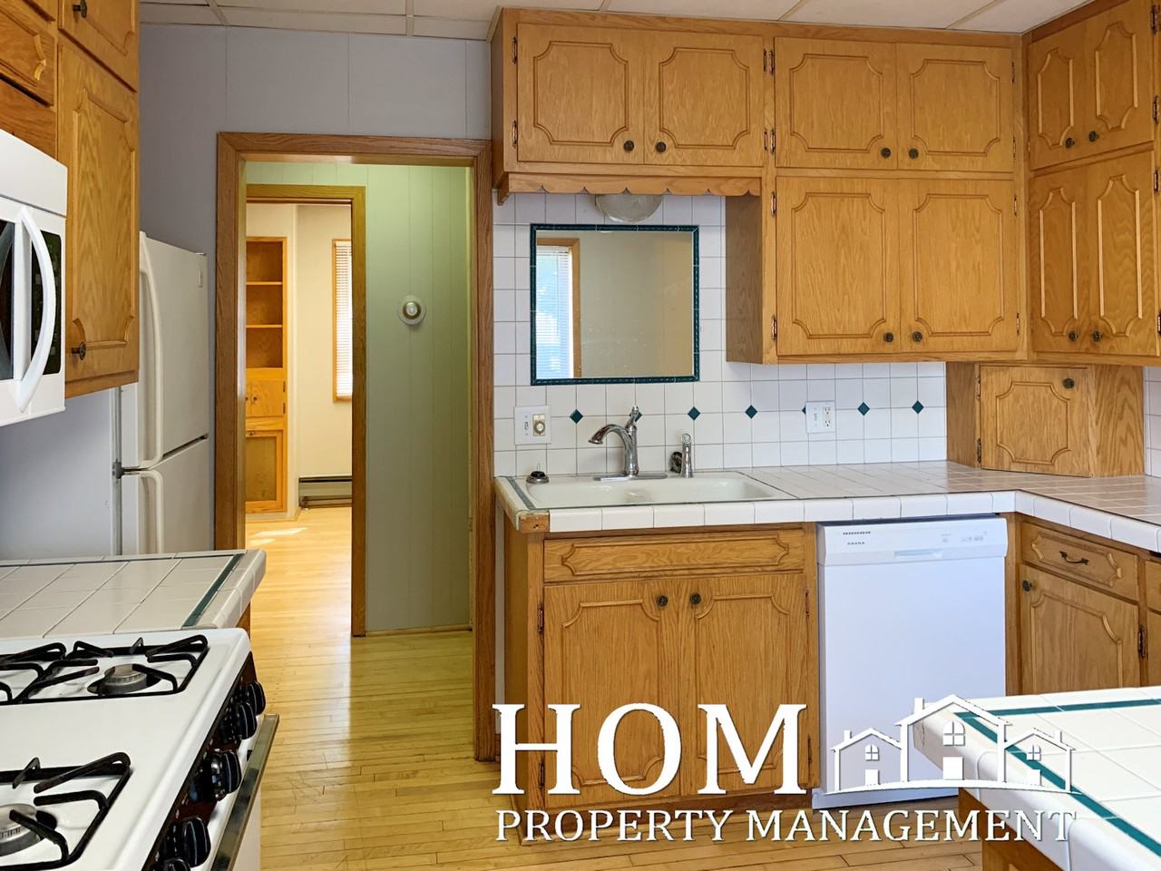 102 S 5th St #5 - Photo 5 of 12