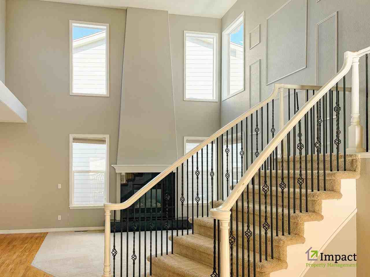 10862 Glengate Cir #1 - Photo 5 of 50