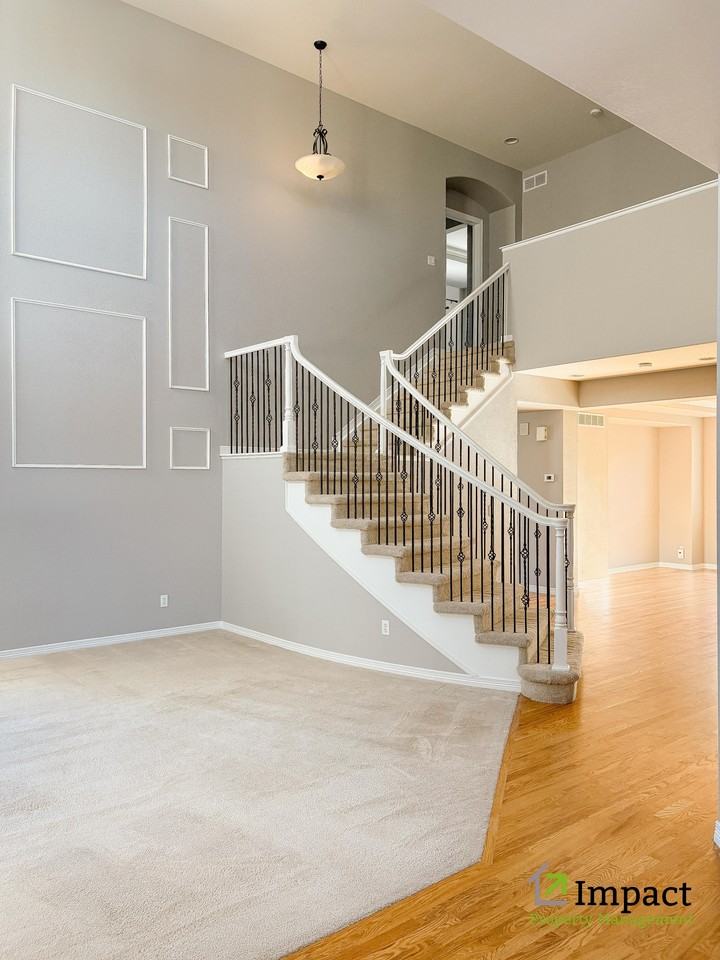 10862 Glengate Cir #1 - Photo 7 of 50