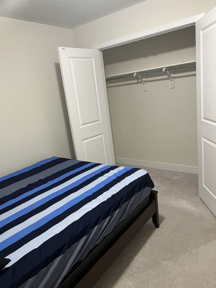 Rose Way & Leatherleaf Lndg - Photo 3 of 9