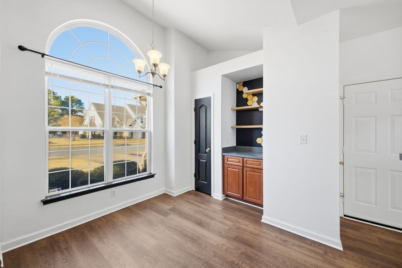 2021 Livingston St #1 - Photo 6 of 24