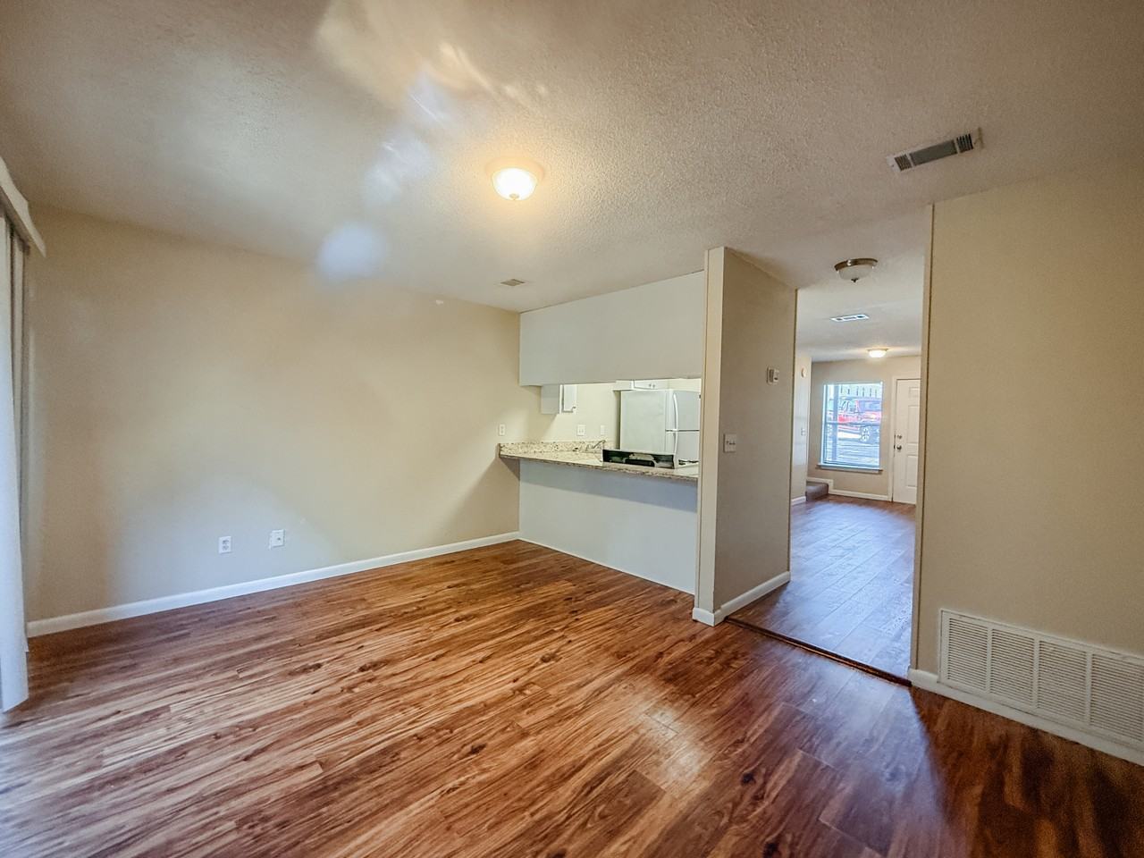 590 Hill Ln #80 - Photo 5 of 14