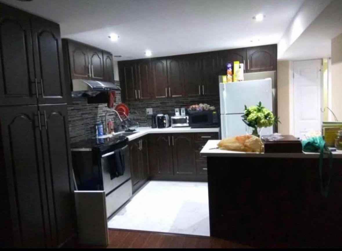 3200 Shadetree Drive - Photo 2 of 8