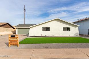 516 E Greenway Dr - Photo 1 of 1