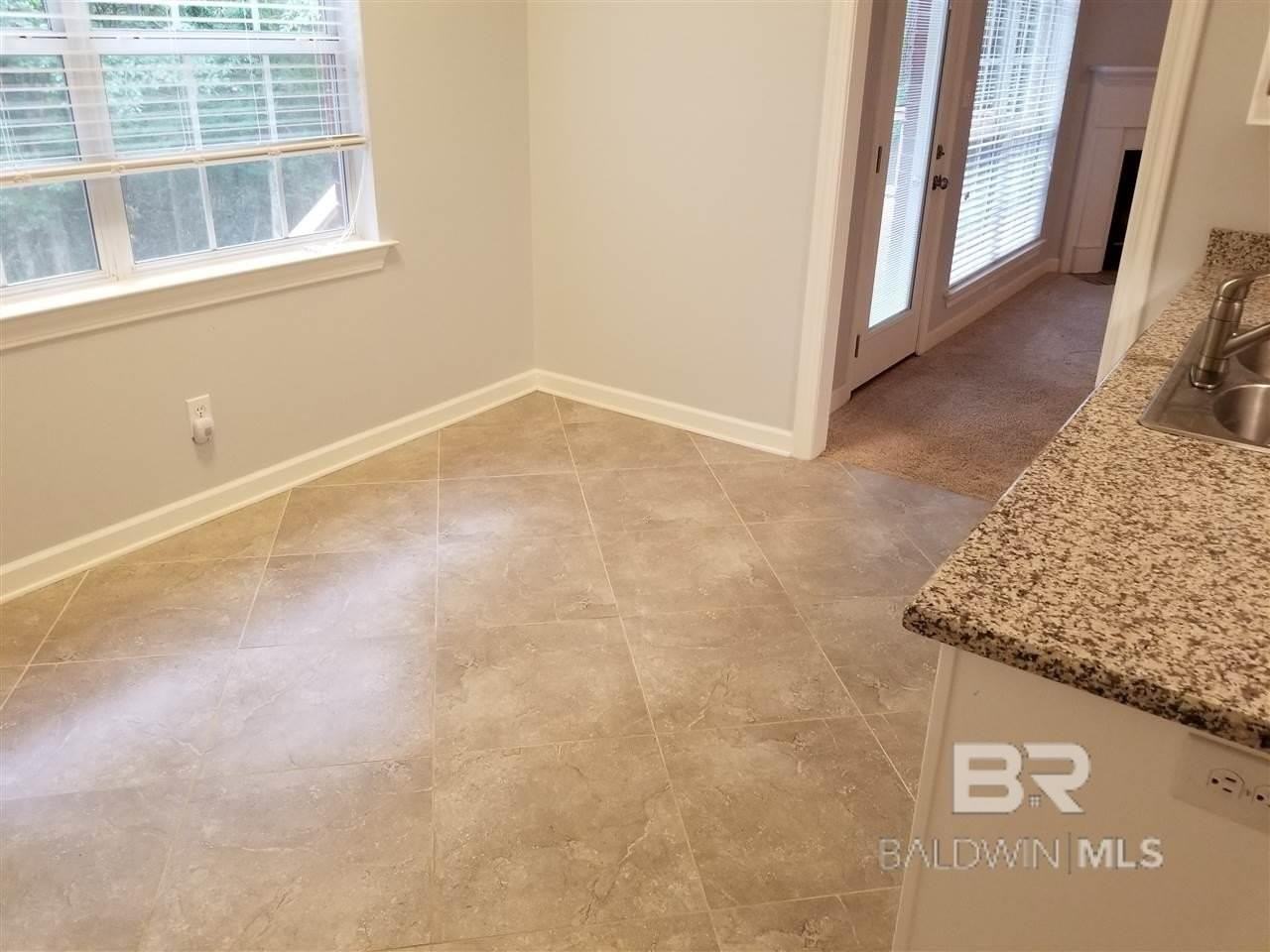 105 Diane Cir - Photo 7 of 14