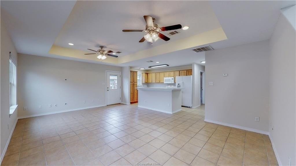 3771 Oldenburg Ln - Photo 6 of 37