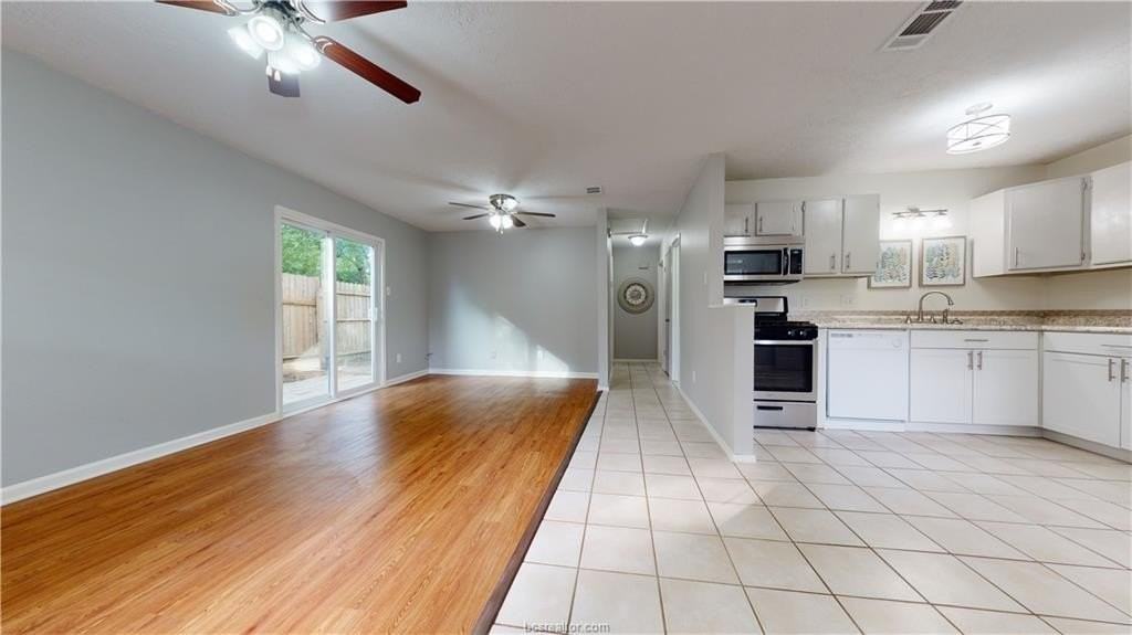 3330 Bluestem Cir - Photo 2 of 25