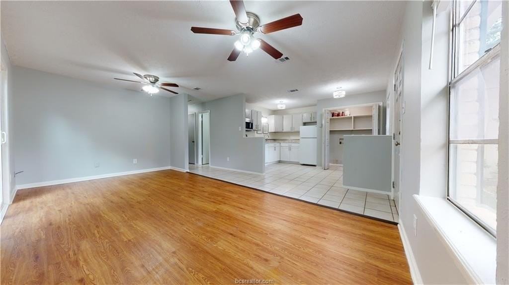 3330 Bluestem Cir - Photo 3 of 25