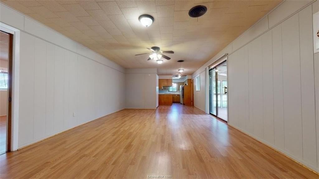 1616 George Bush Dr - Photo 7 of 26