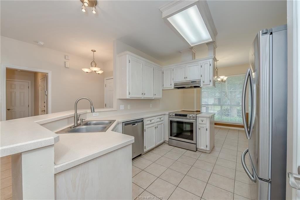 214 Augsburg Ct - Photo 5 of 21