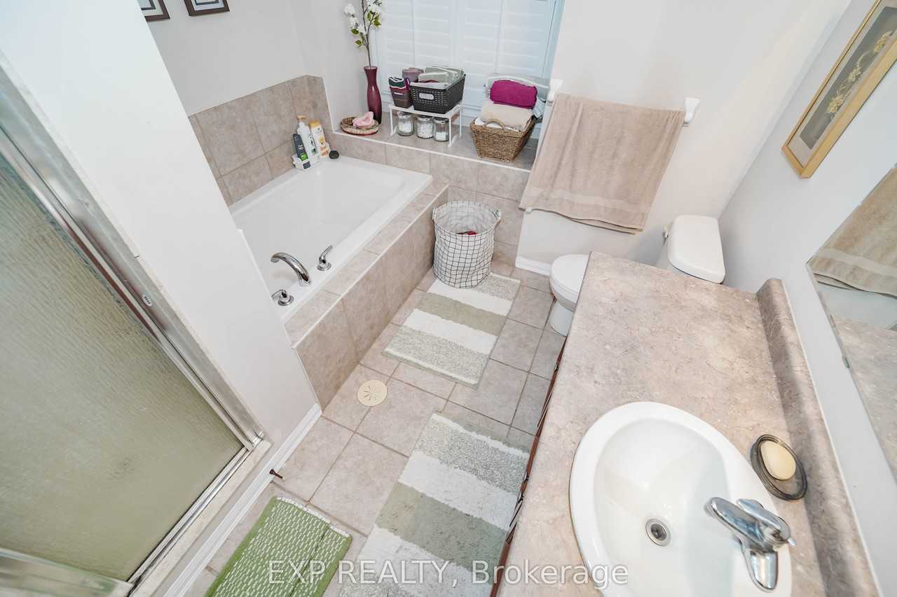 5 Fusilier Drive - Photo 2 of 12