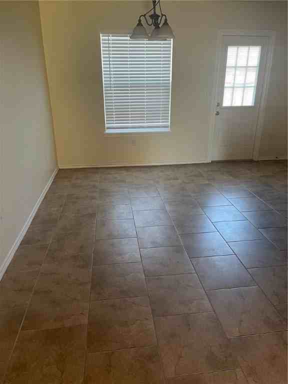 1721 Overland Trl - Photo 3 of 9