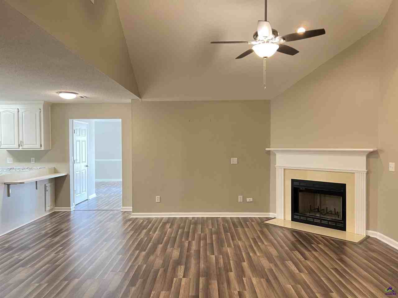 203 Bryson Way - Photo 2 of 30