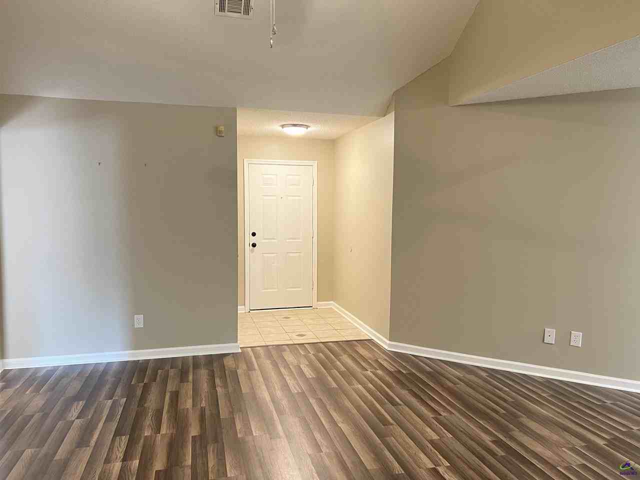 203 Bryson Way - Photo 5 of 30