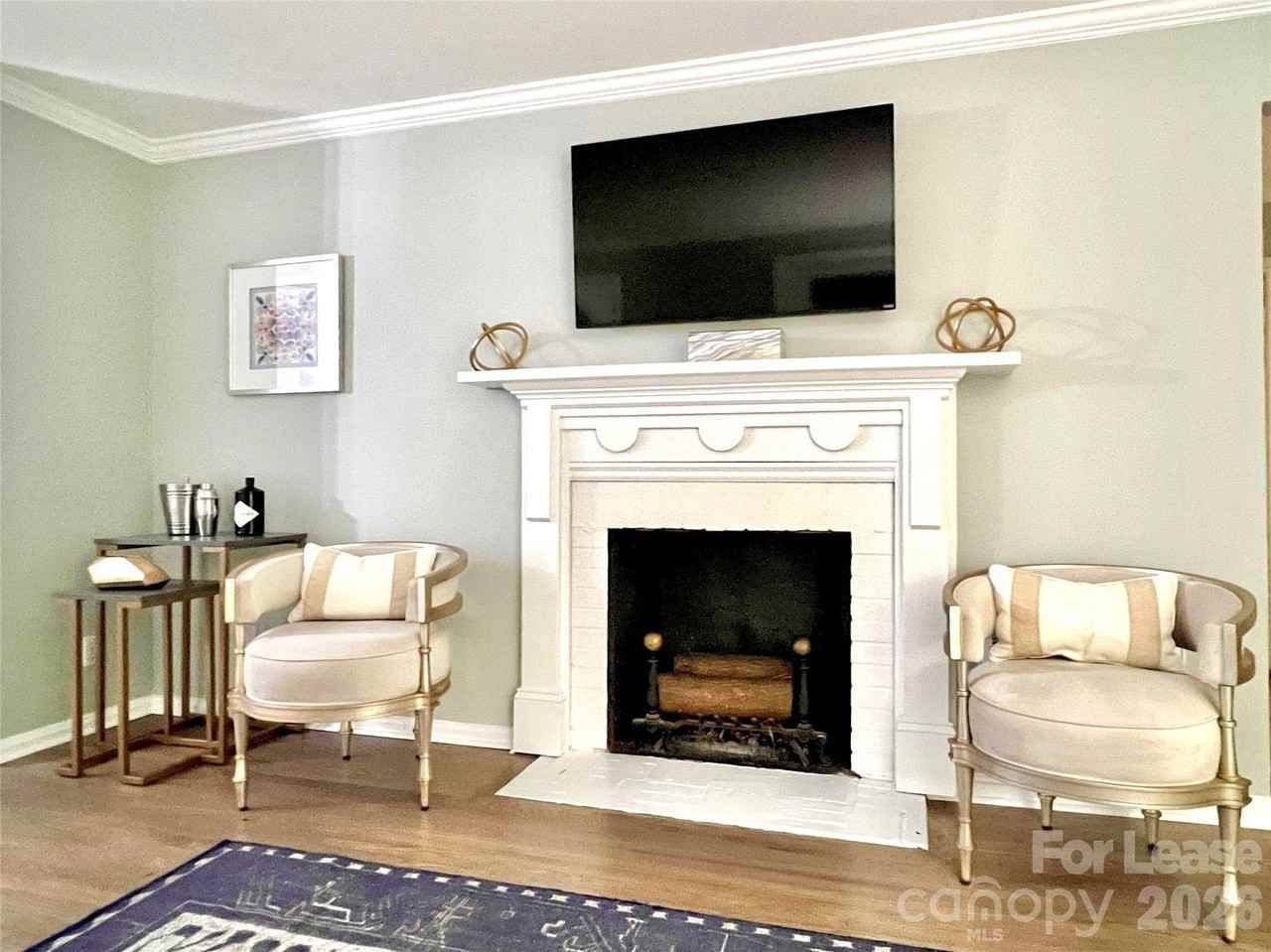 4638 Murrayhill Rd - Photo 3 of 15