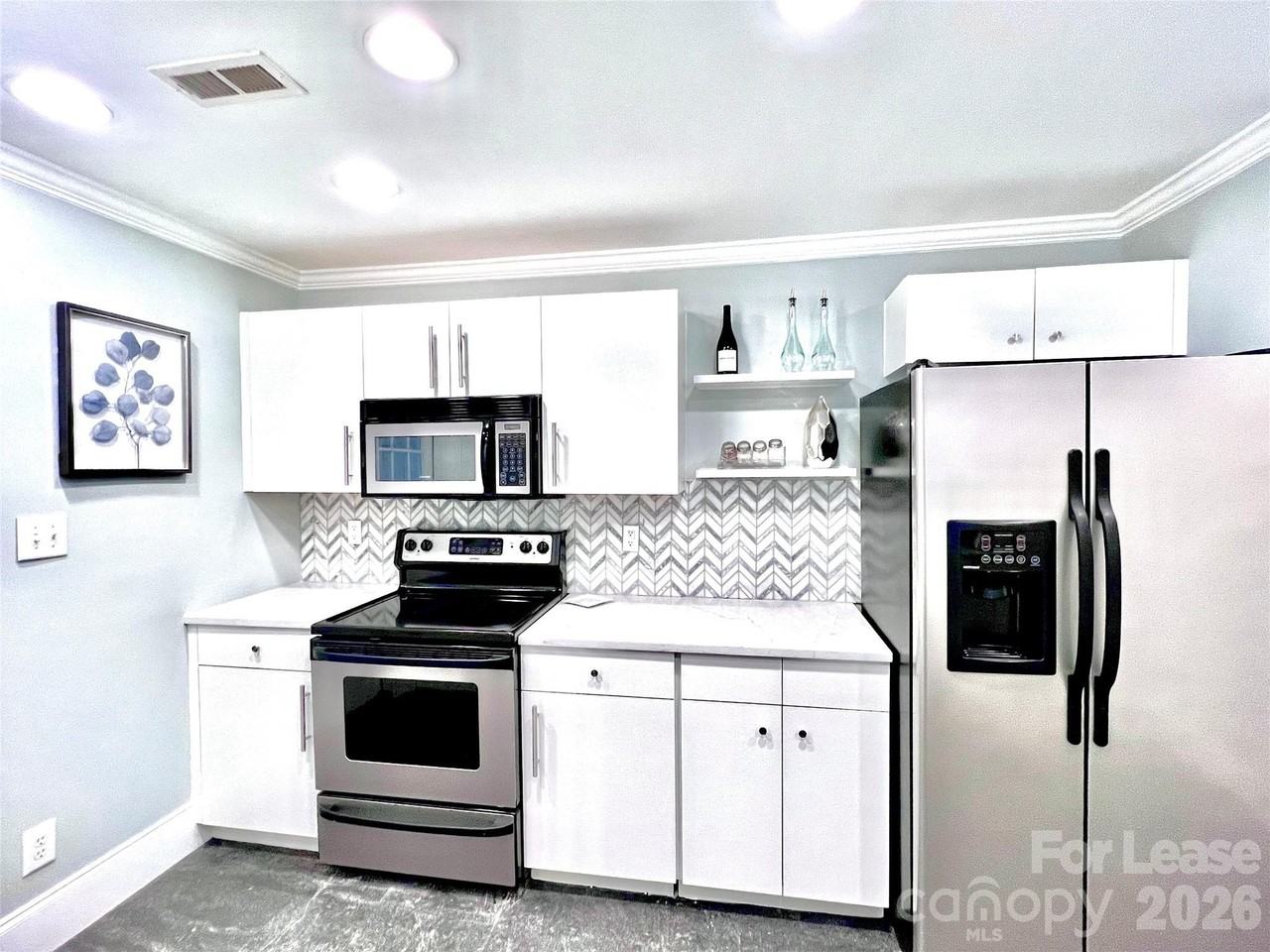 4638 Murrayhill Rd - Photo 7 of 15