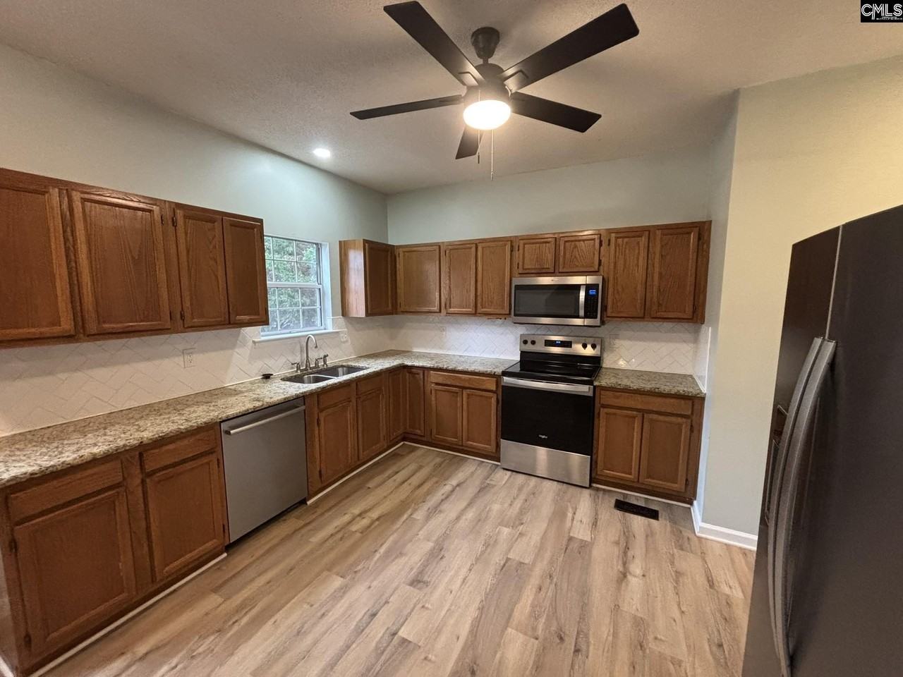 16 Mystic Way Dr - Photo 7 of 34