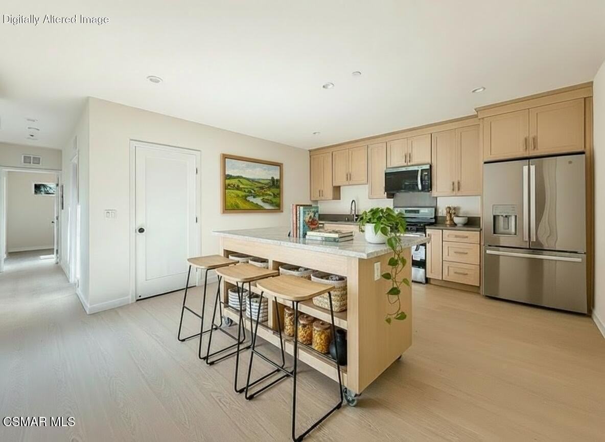 2619 Veteran Avenue - Photo 5 of 26