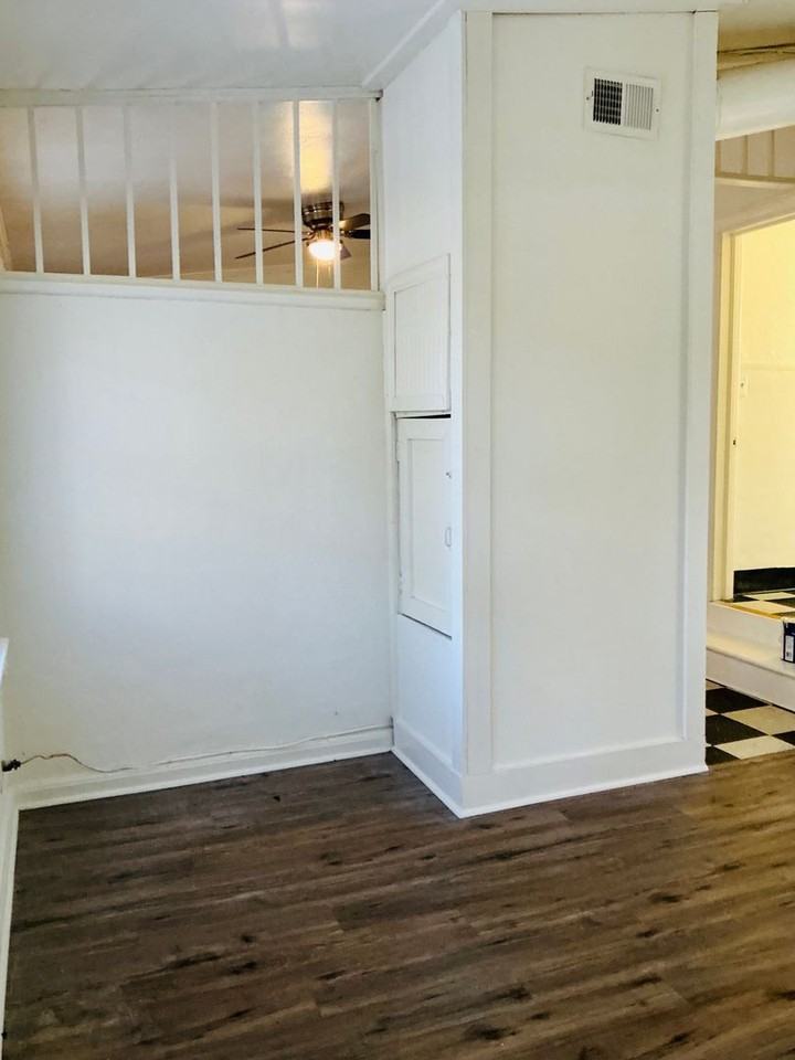 250 Willow Run - Photo 6 of 26