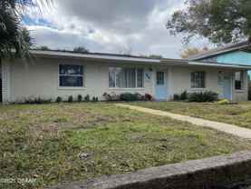 420 Miriam Ave Unit 420 1/2 - Photo 1 of 1