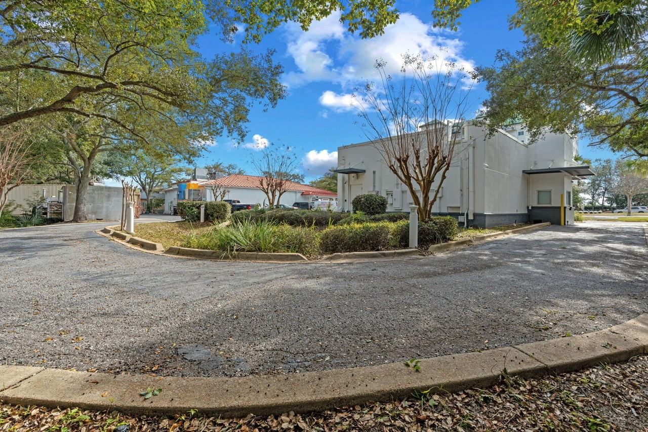 661 Harbor Blvd - Photo 5 of 8