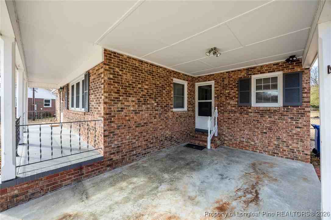 5419 Laramie Ct - Photo 6 of 47