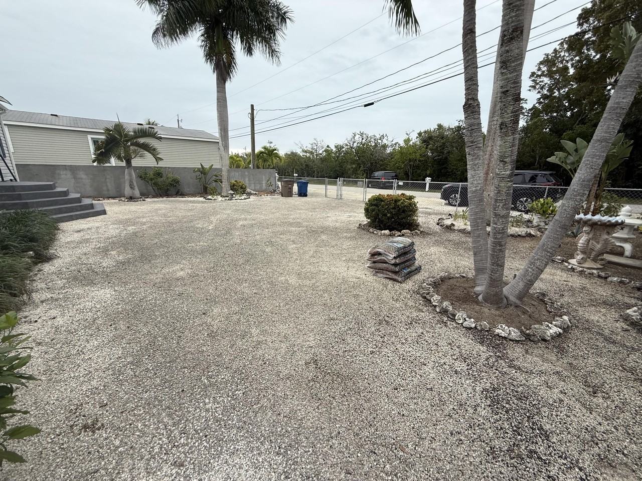 220 Taylor Dr - Photo 2 of 23