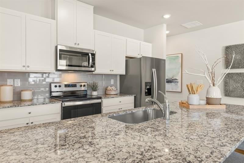 5308 Melbourne Ln - Photo 7 of 24