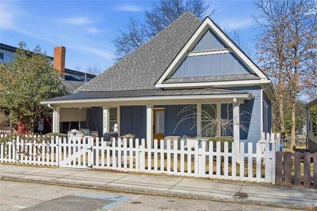 1030 Kirkwood Ave Se - Photo 2 of 39