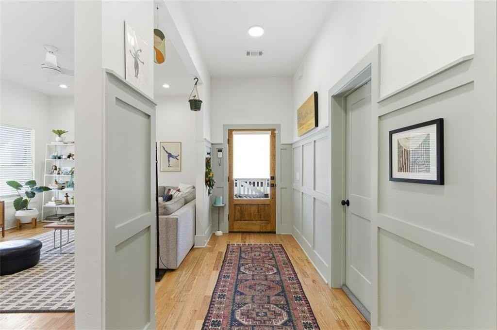 1030 Kirkwood Ave Se - Photo 4 of 39