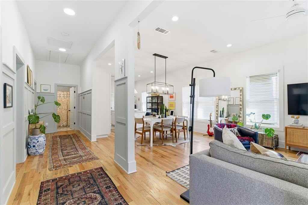 1030 Kirkwood Ave Se - Photo 5 of 39