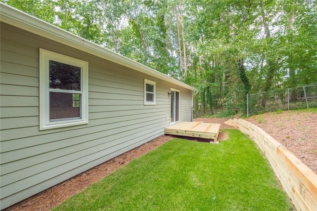 2010 Lakeside Trl - Photo 4 of 33