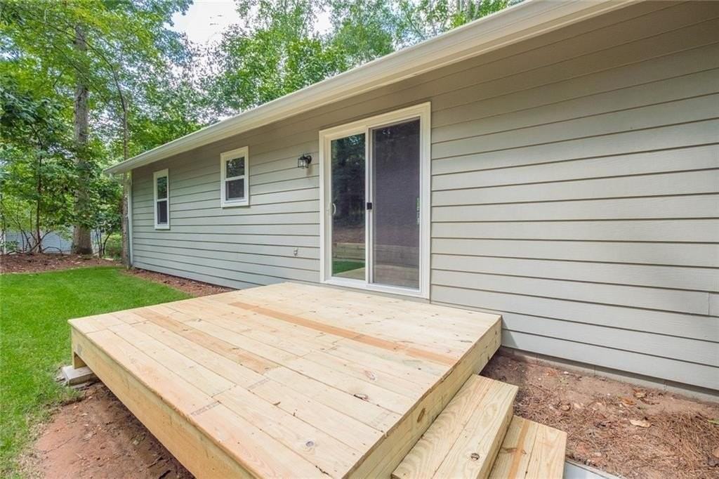 2010 Lakeside Trl - Photo 5 of 33