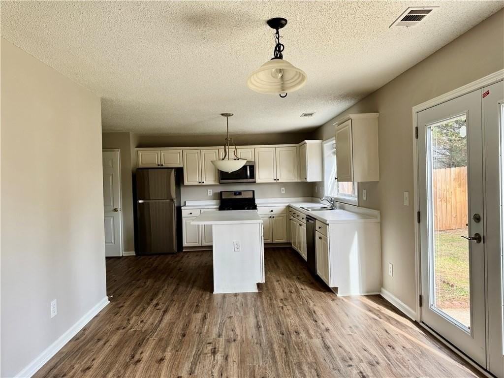 11655 Carriage Park Ln - Photo 5 of 18