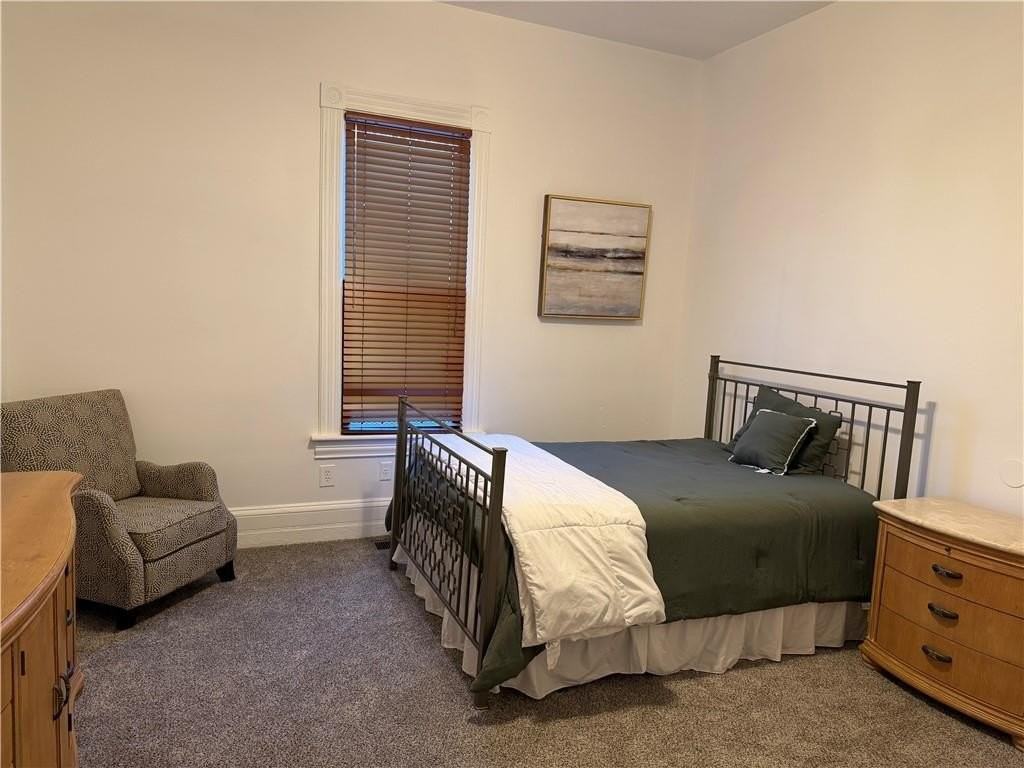 194 Hendrix Ave Sw - Photo 7 of 13