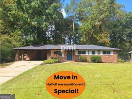 featured image of 6139 Lullwater Dr