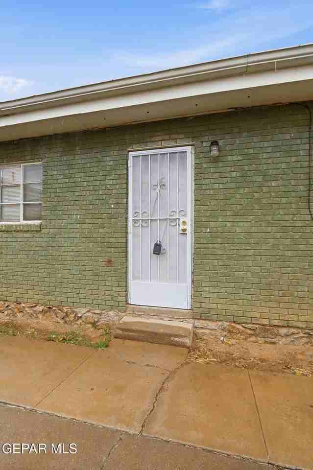 3912 Kemp Ave Apt 6 #6 - Photo 2 of 12