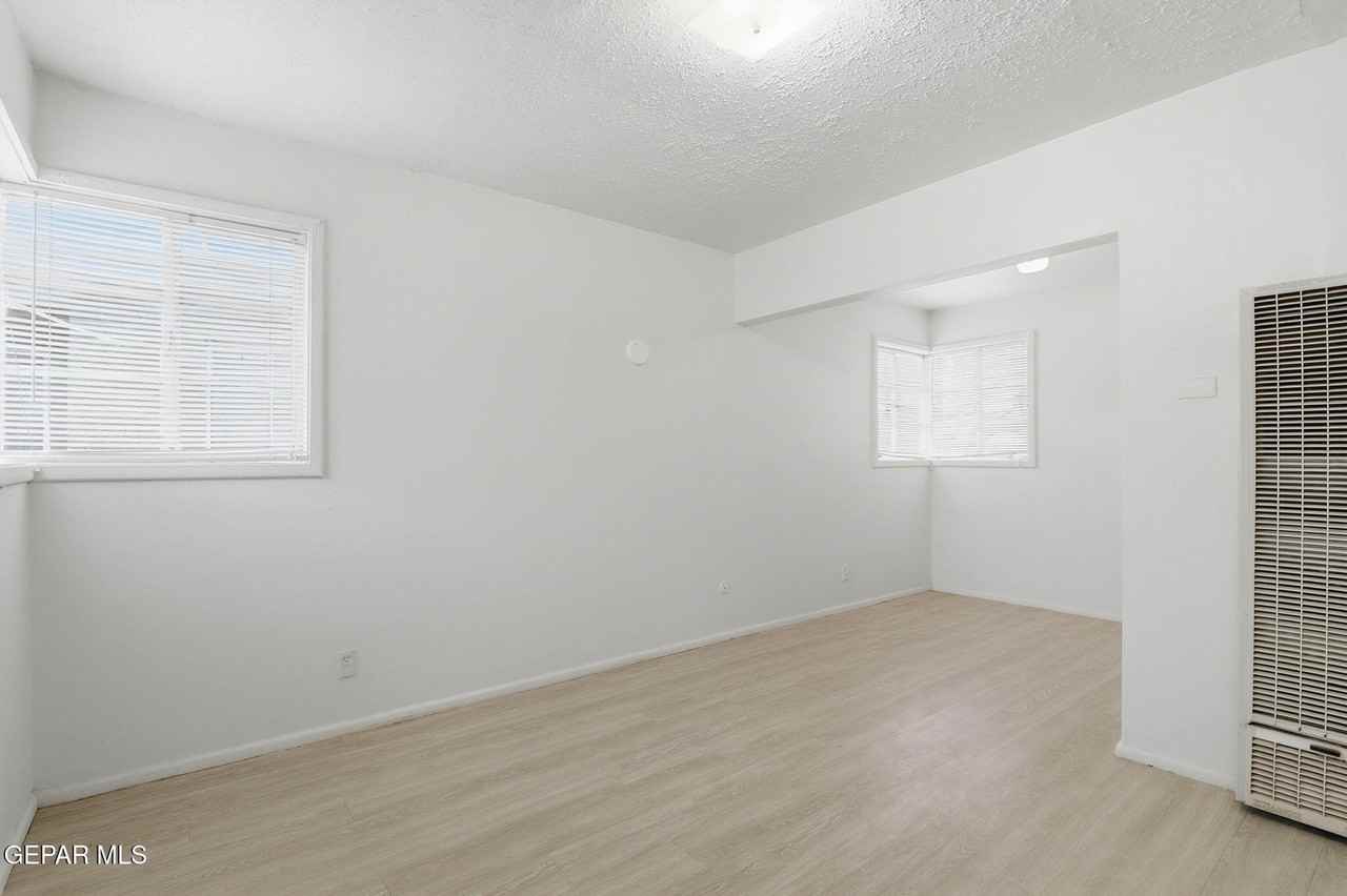 3912 Kemp Ave Apt 6 #6 - Photo 3 of 12