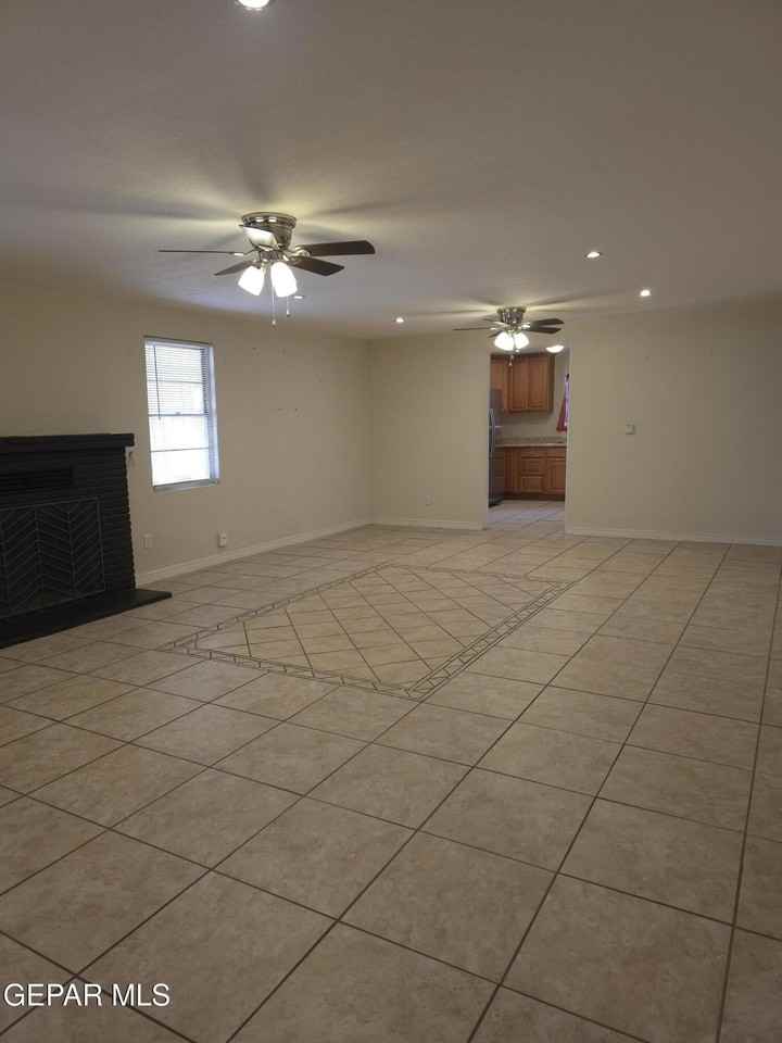 7332 N Loop Dr - Photo 7 of 19