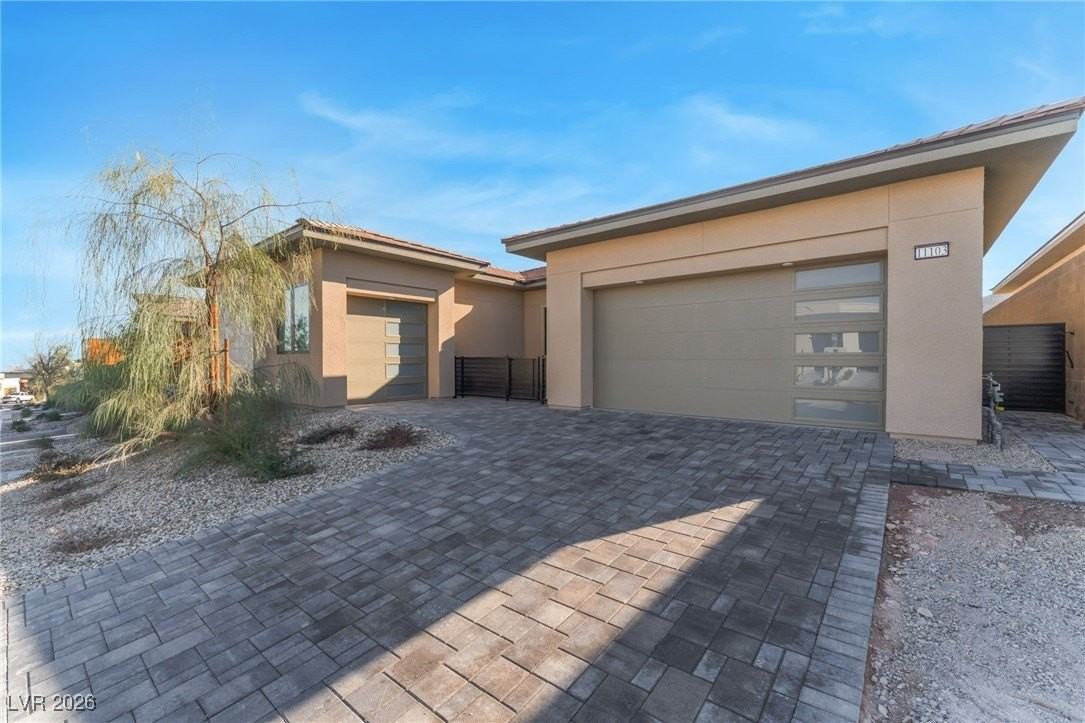 11103 Rolling Vista Dr - Photo 2 of 31