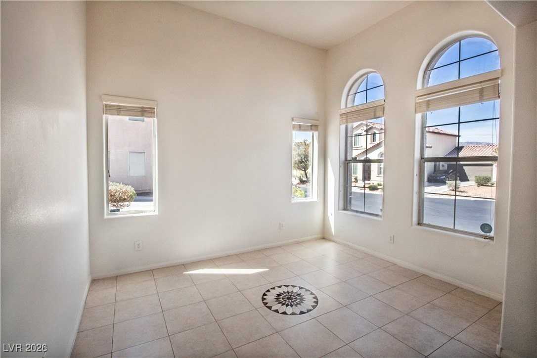 6560 Delicate Petal Ct - Photo 2 of 23