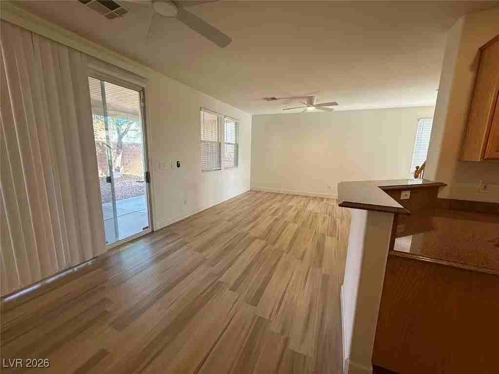 11616 Kings Arms Ln - Photo 5 of 13