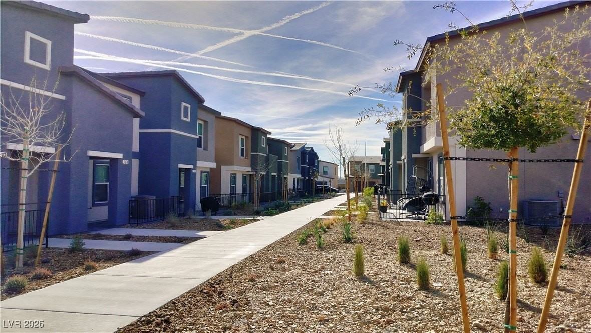 7355 Raimee Brook St - Photo 2 of 25