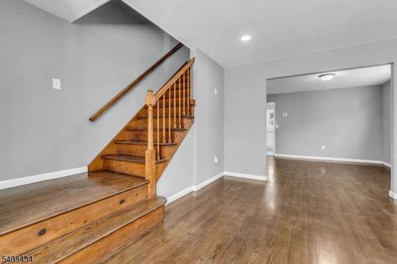 417 Highland Pl - Photo 7 of 33