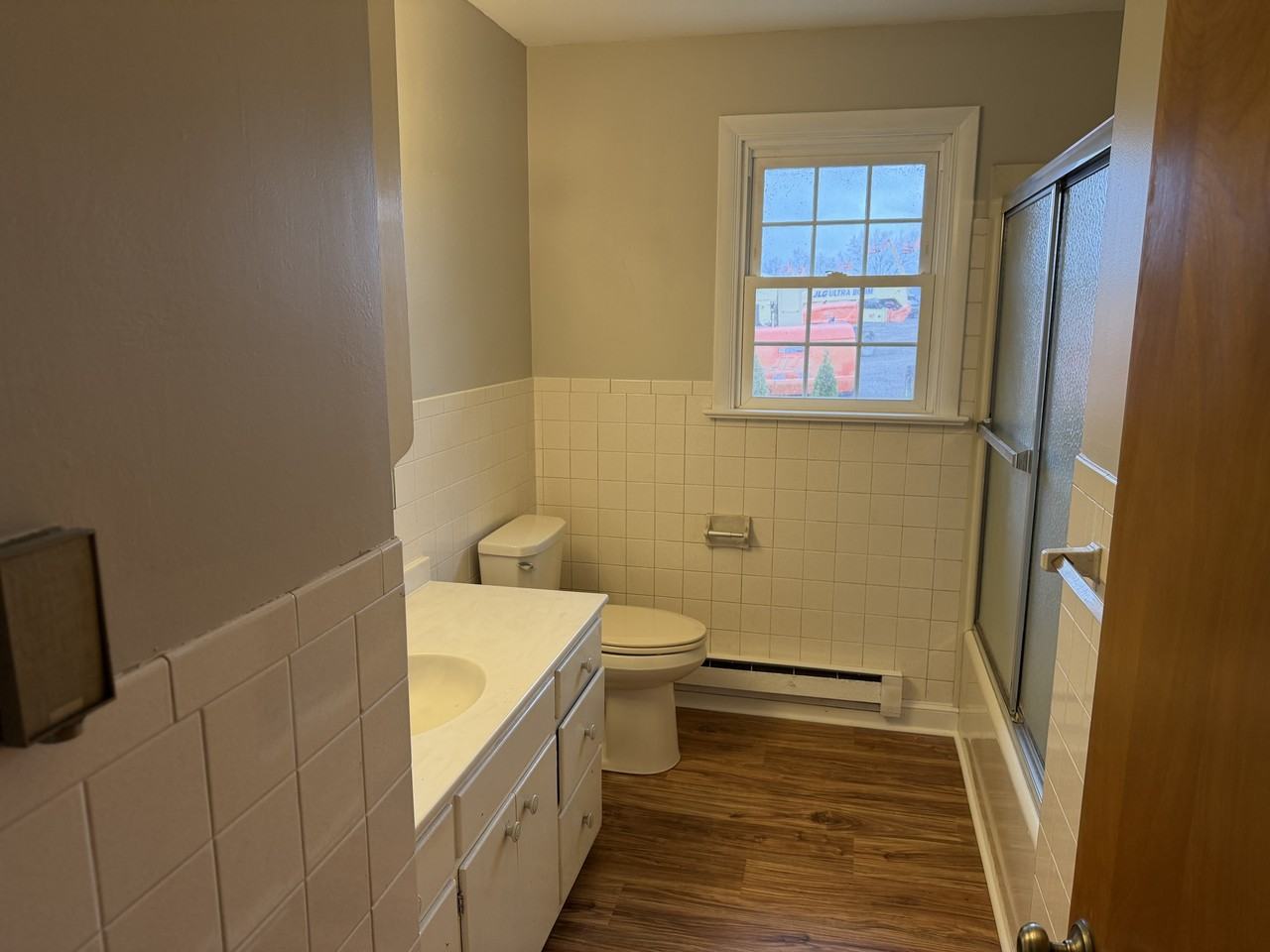 152 Penn St #1 - Photo 7 of 16