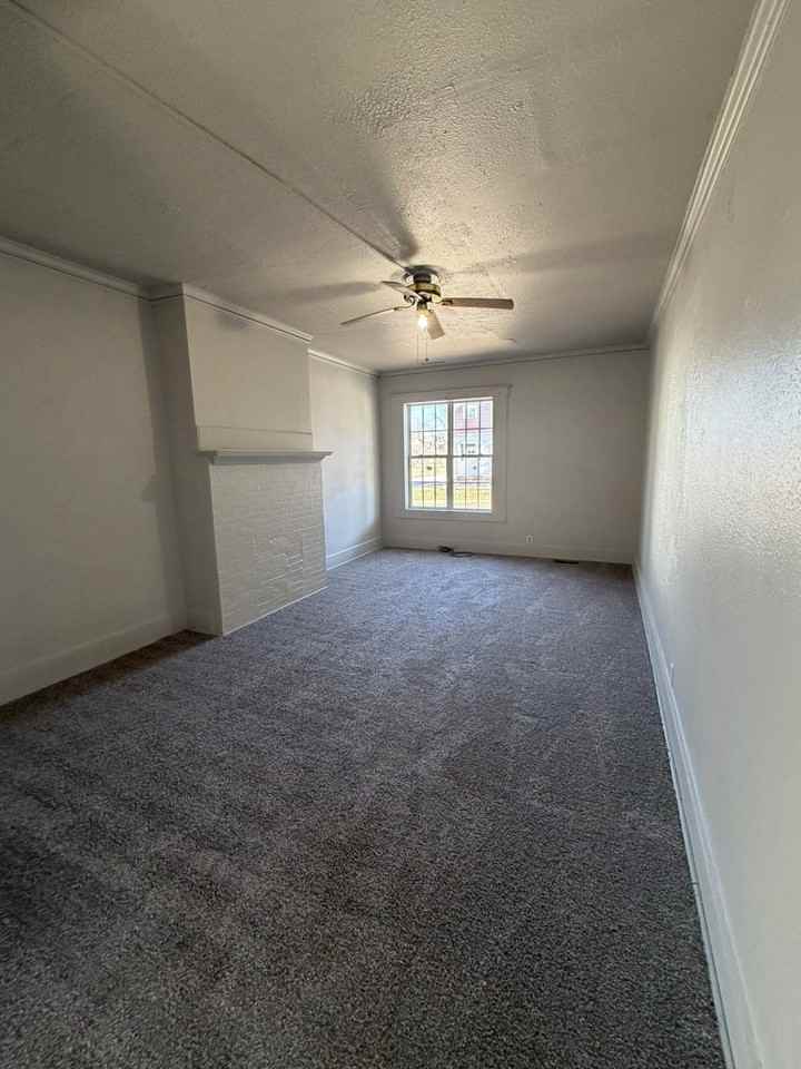 205 Luck Ave #2 - Photo 5 of 6