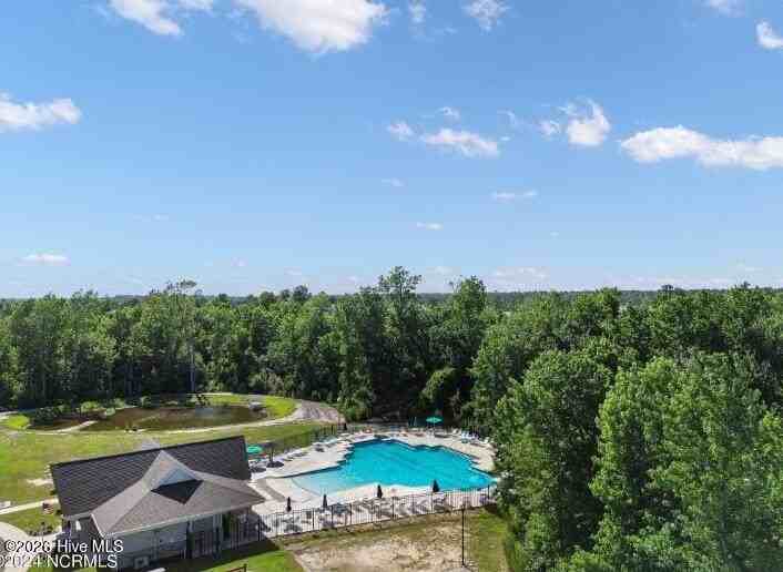 8372 Paramount Pt - Photo 6 of 35