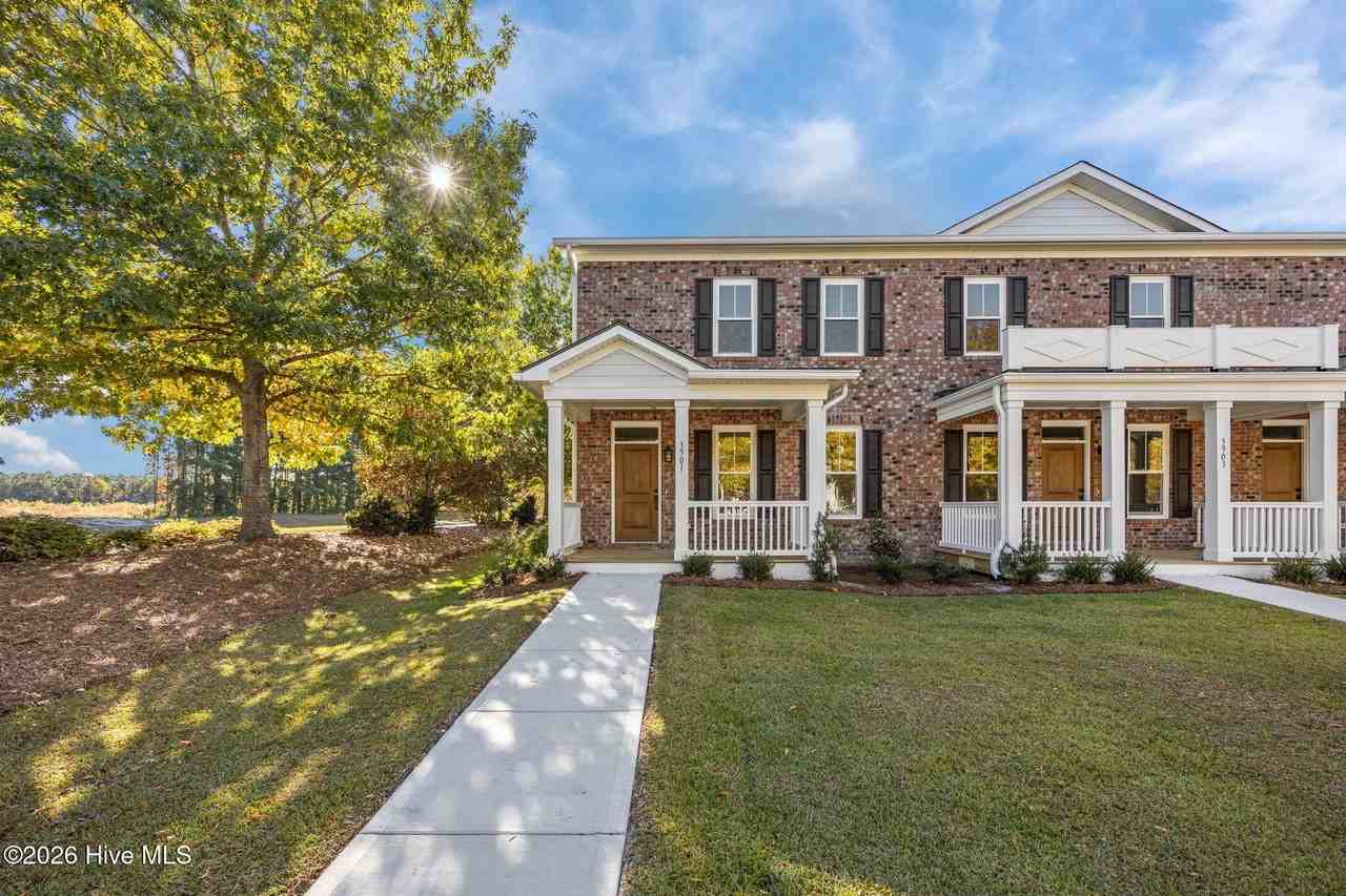 3901 Harkers Way - Photo 2 of 32